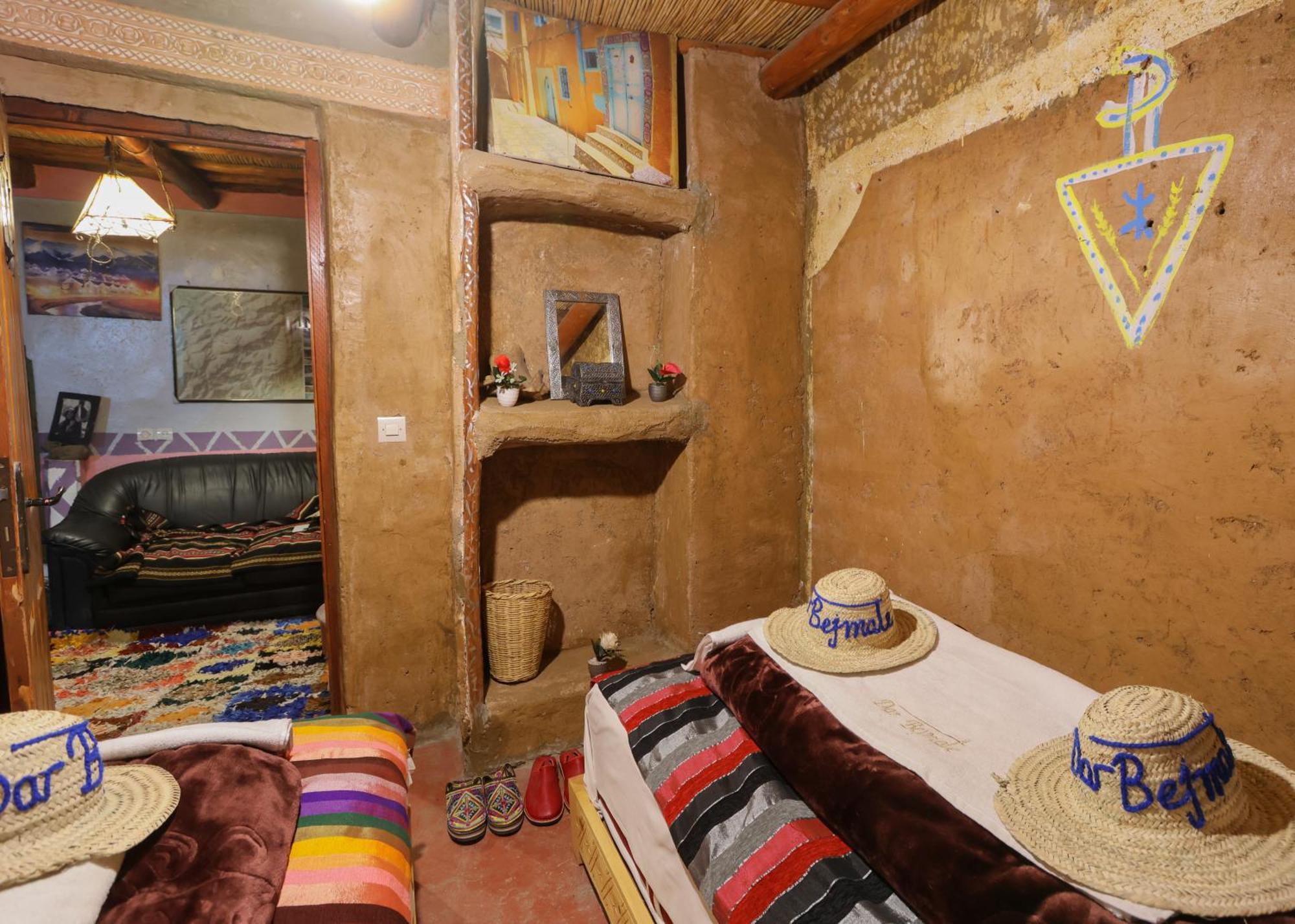 Dar Bejmate - Chez Hassan Apartment Tacheddirt Bagian luar foto